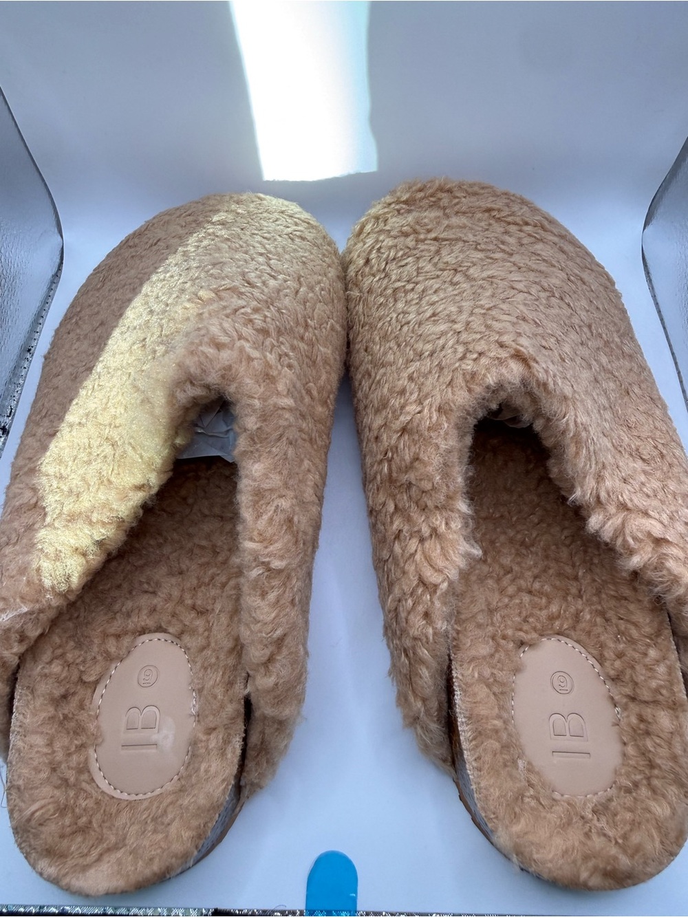 IB Cozy Tan Faux Shearling Slippers